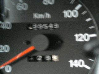 B[[ŎԂ~鎞ɎBeBs{PĂ܂A99.549Kms܂B